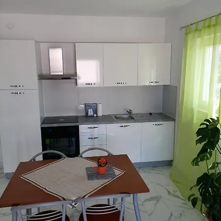 Apartment Apartmani Peace Pula